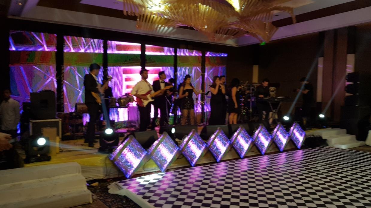 Bada Sahab live band performance